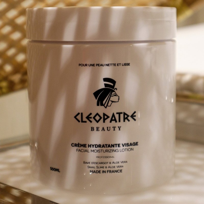 Facial Moisturizing Cream Snail Slime & Aloe Vera Cream - Professional Size - Cleopatre Beauty